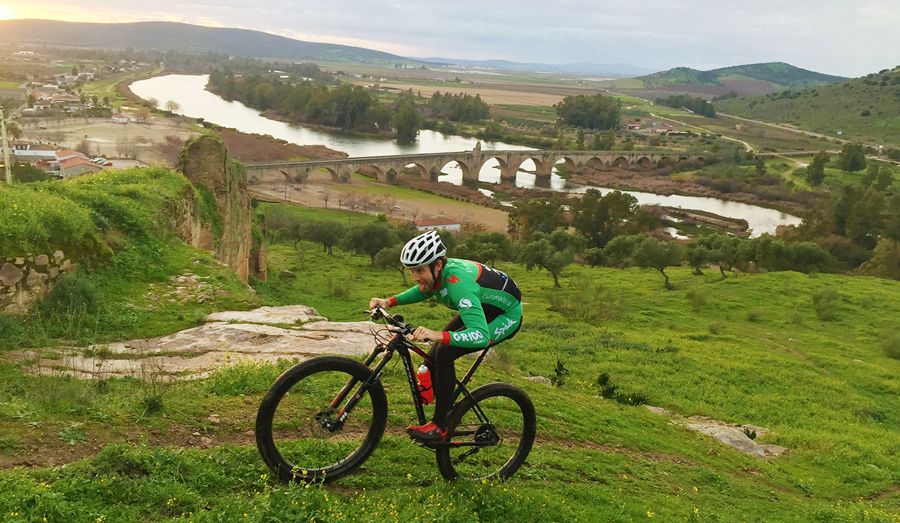 Nace Val Serena Bike Race