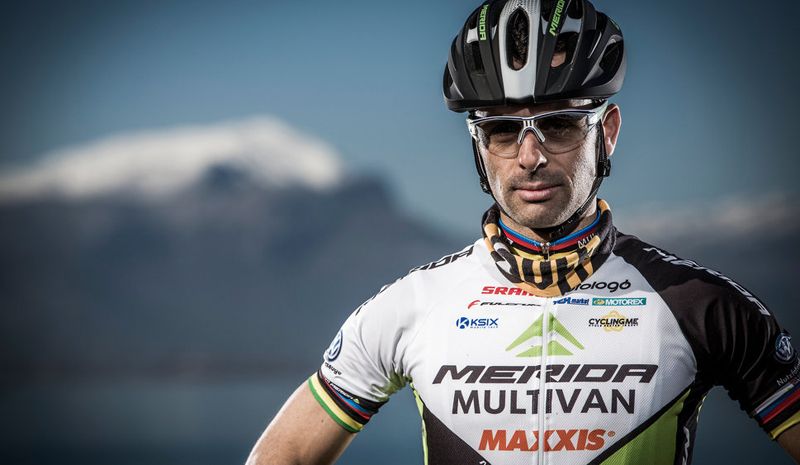 Consejos de Hermida para afrontar subidas largas y tendidas