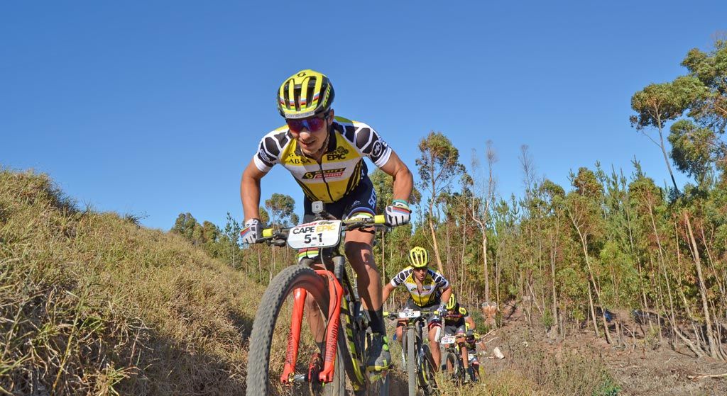 Cape Epic 2017, etapa 6. Nino Schurter y Marin Stimermann aseguran la Cape Epic