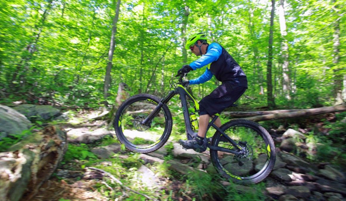 Así es la nueva Specialized Turbo Levo Carbon.