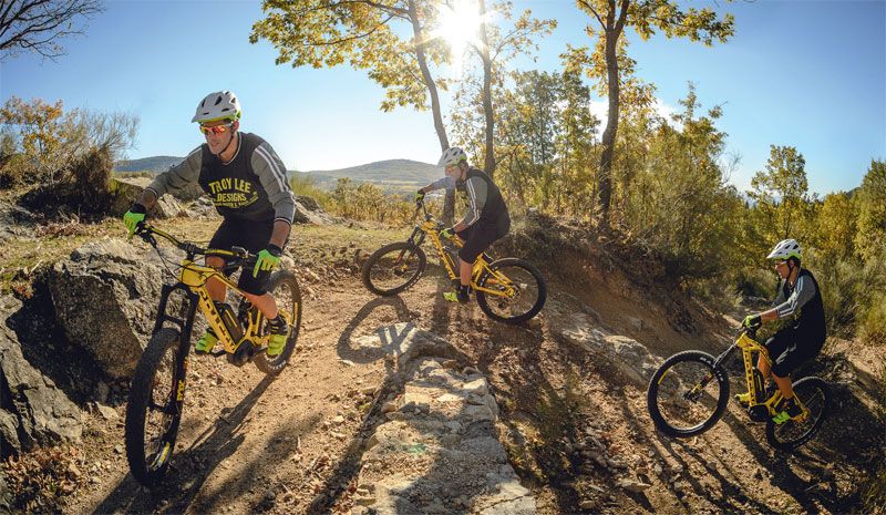 Mejora tu técnica en eMTB. Presentado por Mondraker.