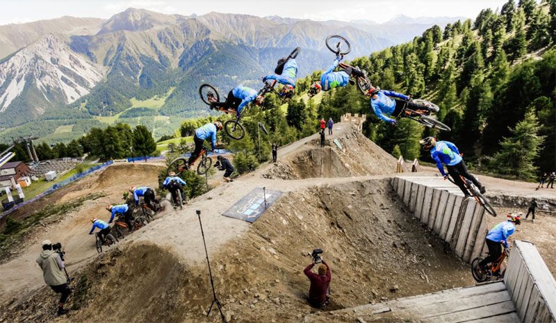 Clic para ver el vídeo de Rogatkin en el Suzuki Nine Knights MTB.