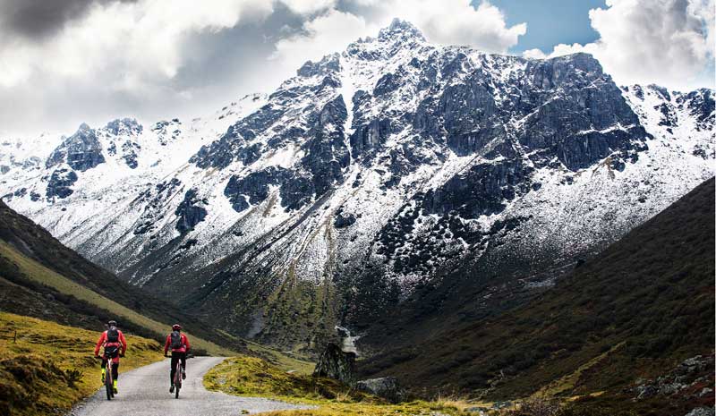 Vídeo: Cruzan los Alpes en tan solo 27 horas.