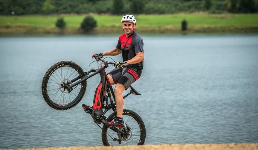 Thok, la nueva e-MTB de Toni Bou
