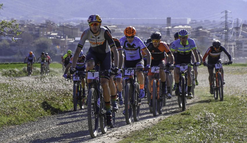 Ferreira consigue dar la vuelta a la VolCAT