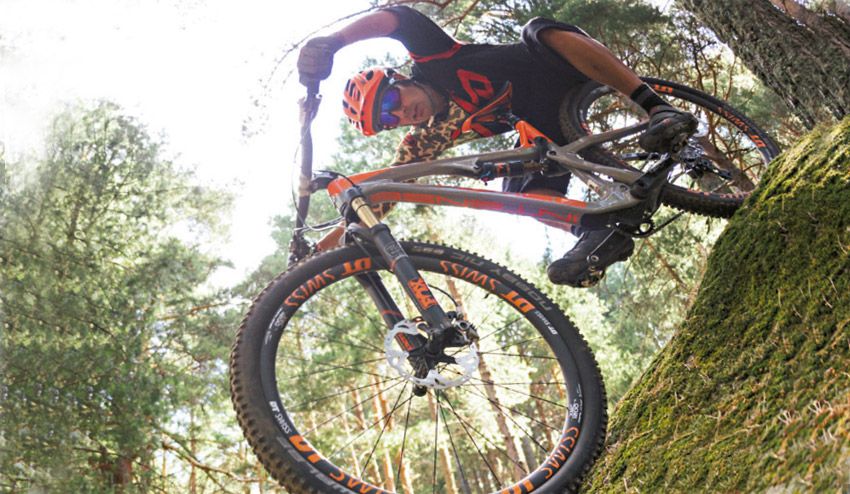 Bajar un escalón con la bici: 6 consejos