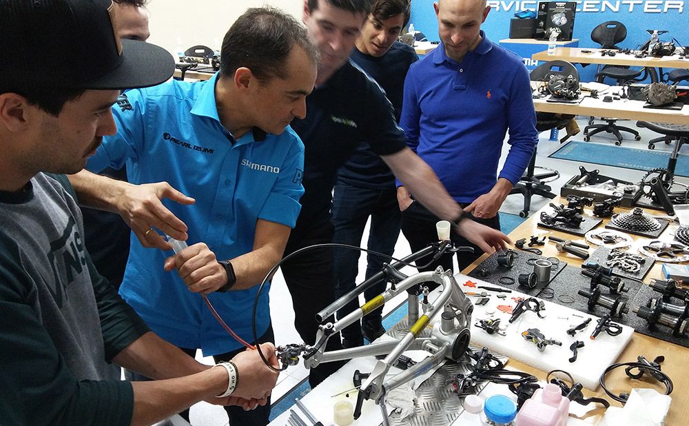 Servicio a tiendas de Shimano Servicio a tiendas de Shimano