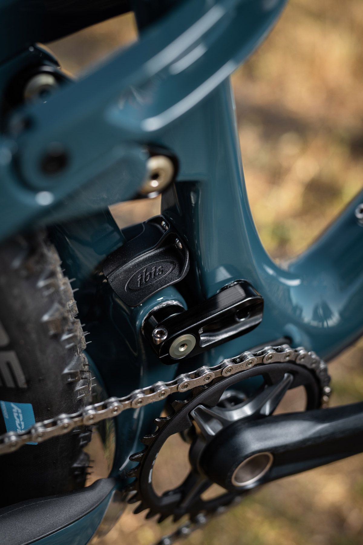 Ibis Mojo 4 detalle articulación