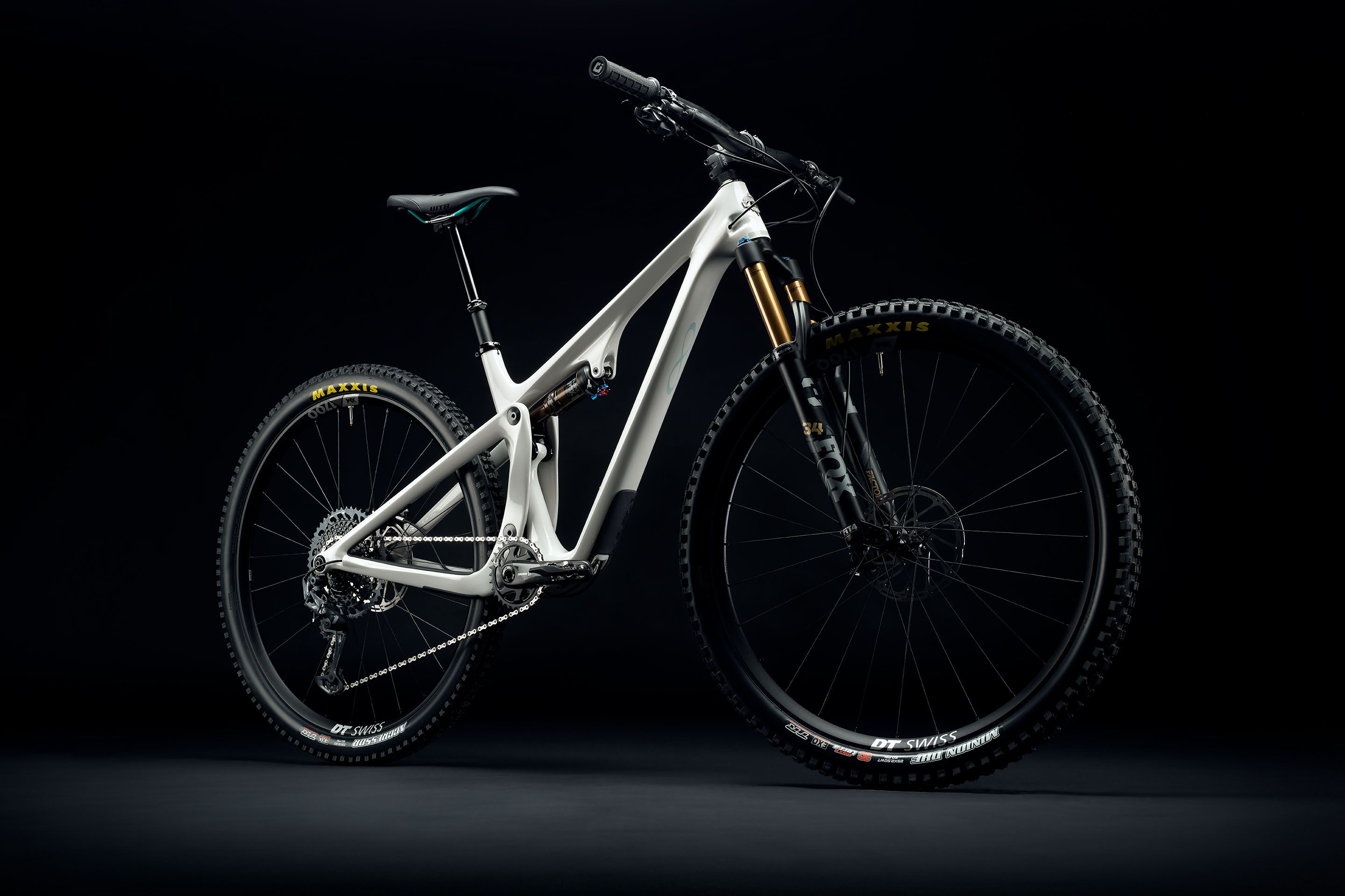 2021 YetiCycles SB115 T2 Blanco Dark