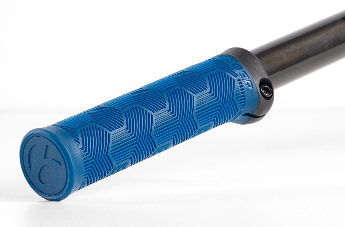 Puños Bontrager XRTrailCompRecycledPlastic 33100 A Alt1
