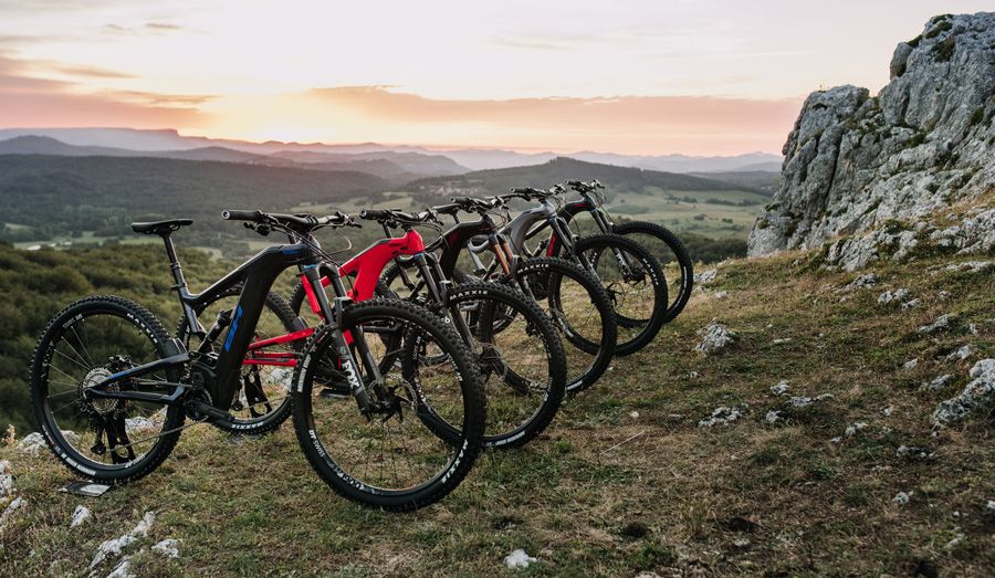AtomX Carbon, la primera eBike personalizable de BH