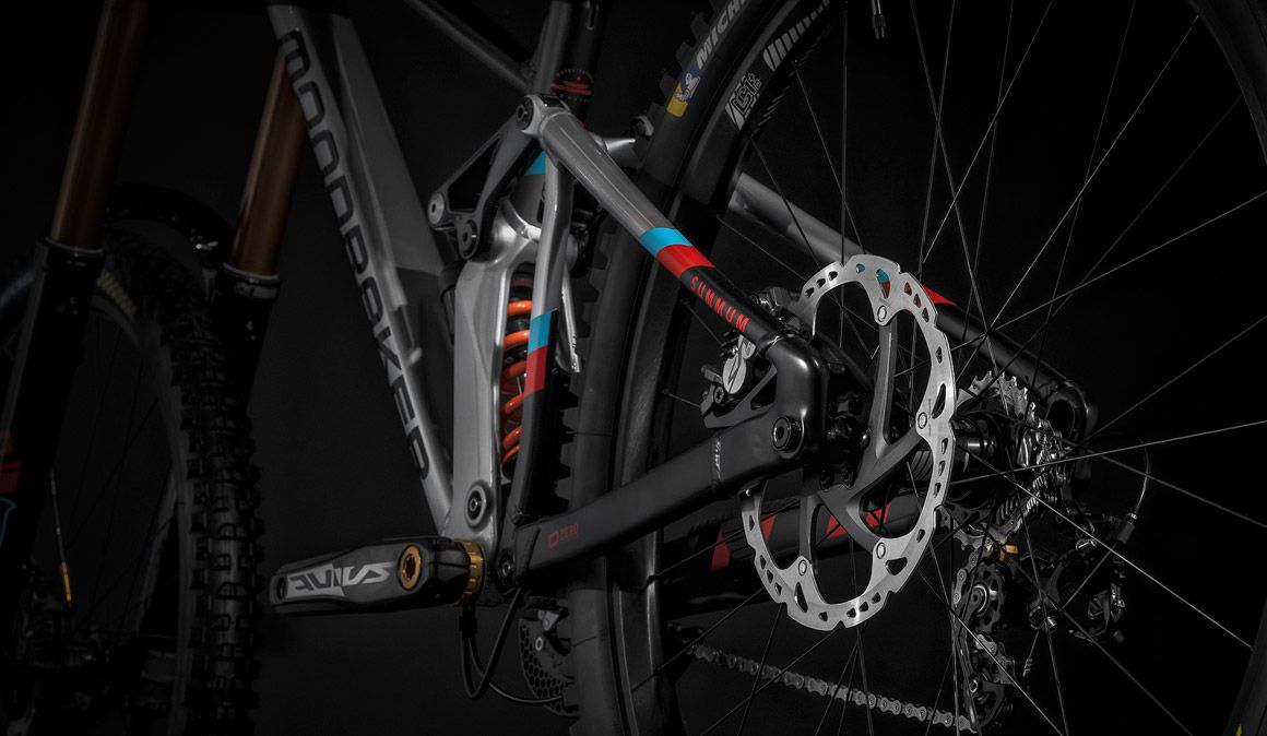 Nueva Mondraker Summum 2021 detalle trasera