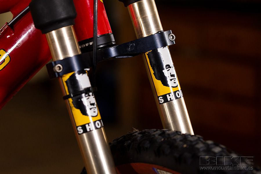Cannondale Super V DH 4000 (2001)