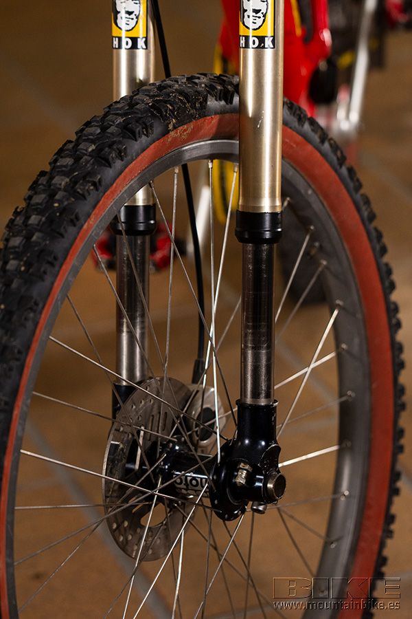 Cannondale Super V DH 4000 (2005)