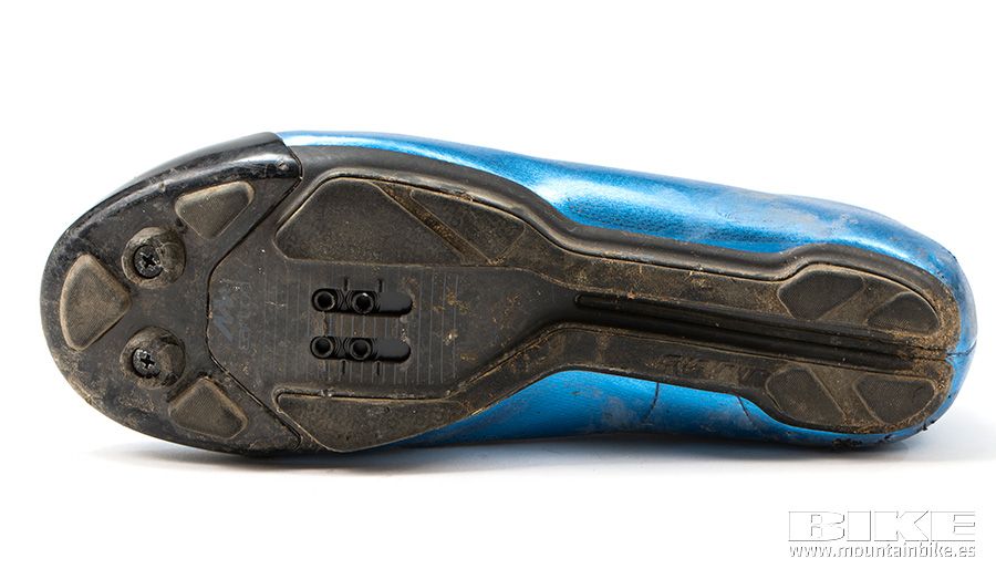 Zapatillas Giant Charge Pro (6)