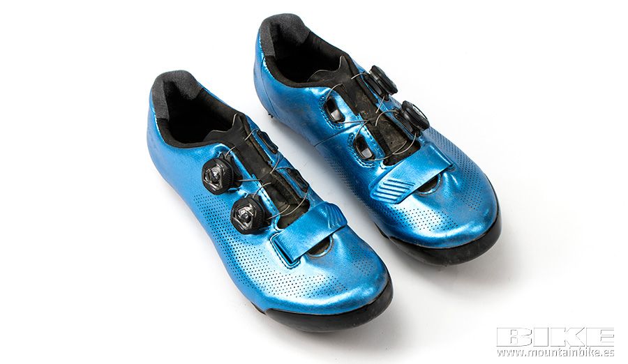 Zapatillas Giant Charge Pro (8)