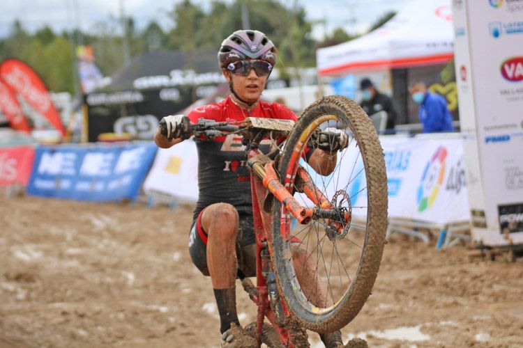 Rocío del Alba García entrando victoriosa en el Campeonato de España de Valladolid Rocío del Alba García entrando victoriosa en el Campeonato de España de Valladolid