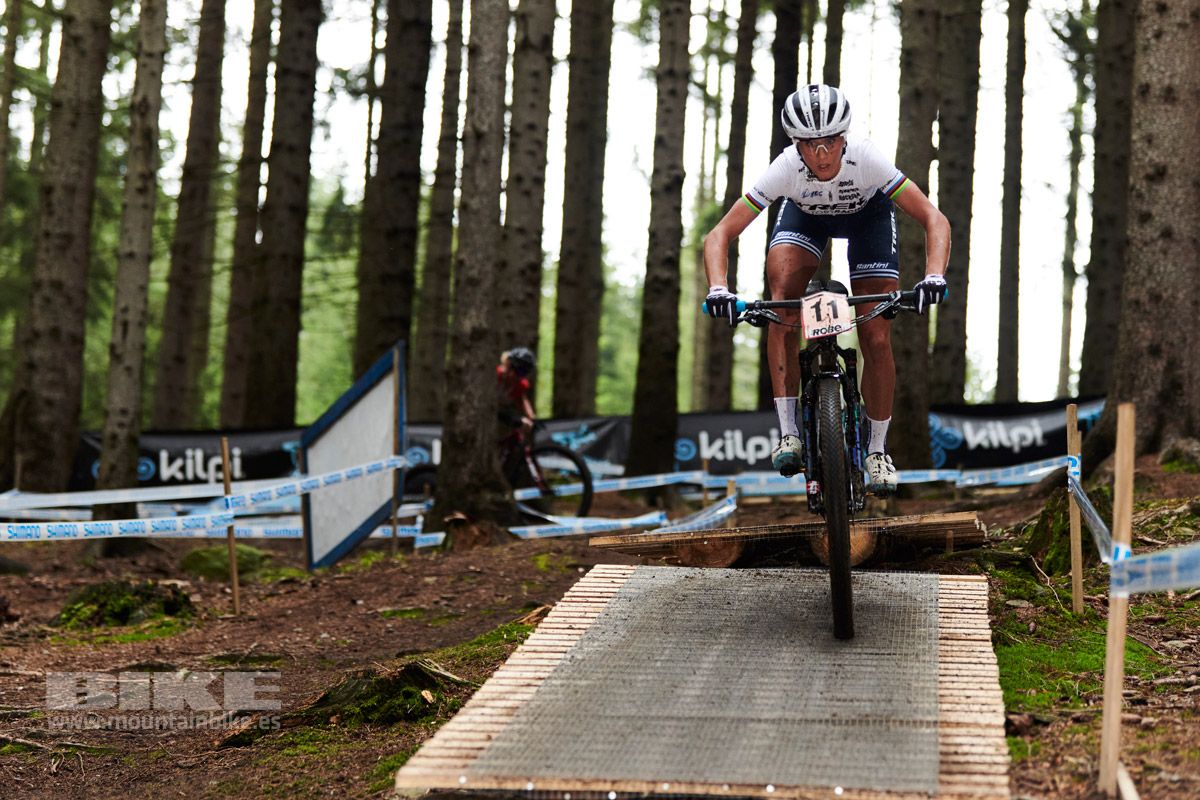 Nove Mesto 2021. Primer XCO jueves 1 de octubre. Fotos Frabanvisuals (22)