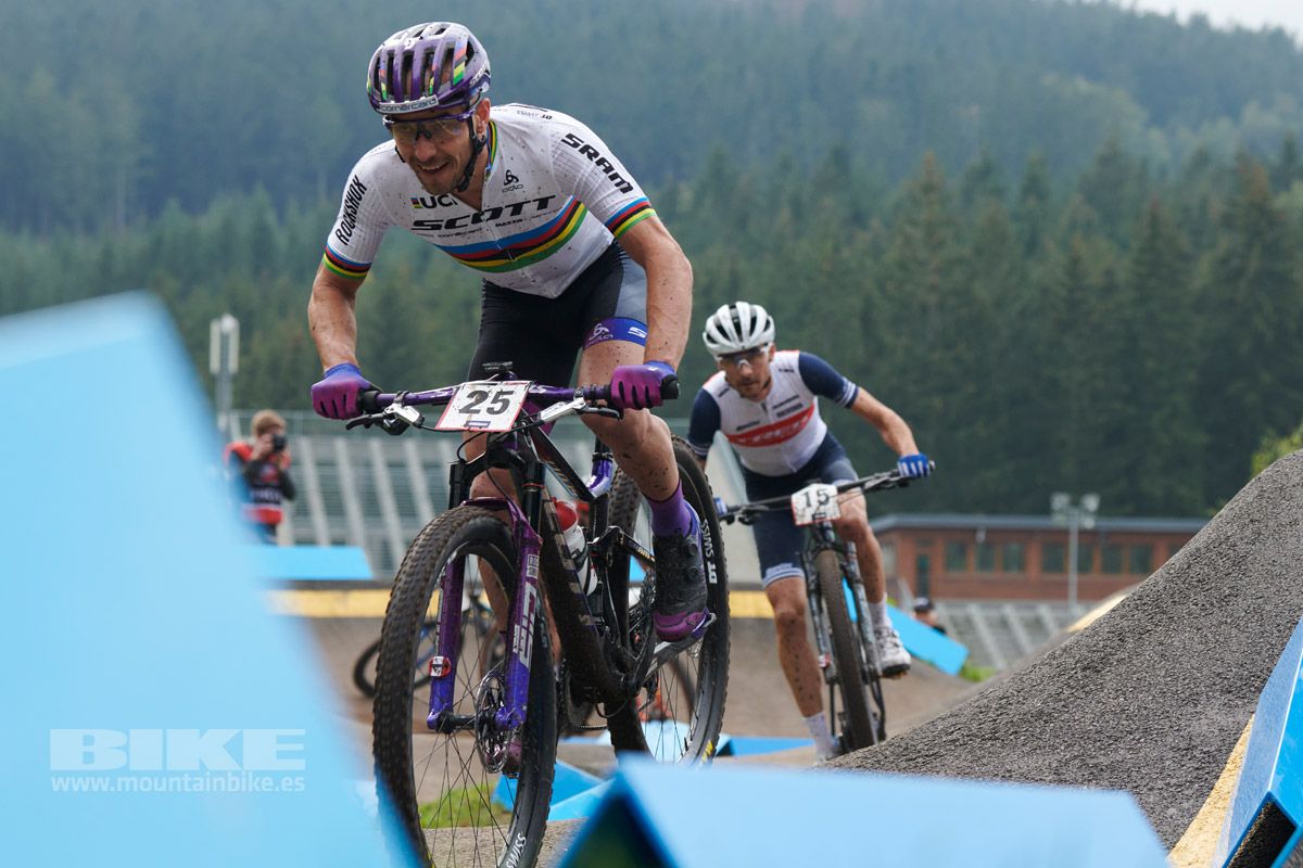 Nove Mesto 2021. Primer XCO jueves 1 de octubre. Fotos Frabanvisuals (59)
