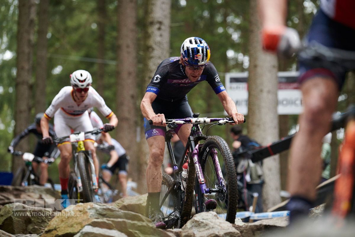 Nove Mesto 2021. Primer XCO jueves 1 de octubre. Fotos Frabanvisuals (63)