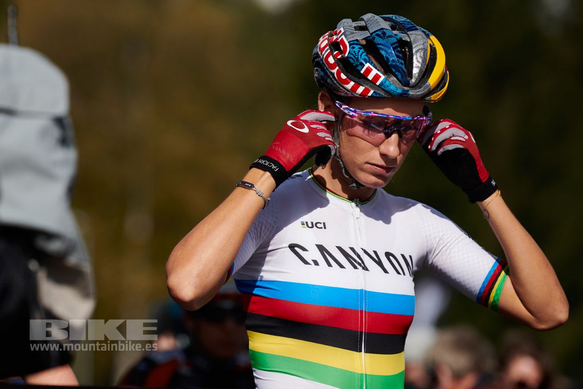 La francesa Pauline Ferrand Prevot (Canyon FRT) ha sido la más regular y consistente en sus resultados de esta "mini Copa del Mundo UCI".