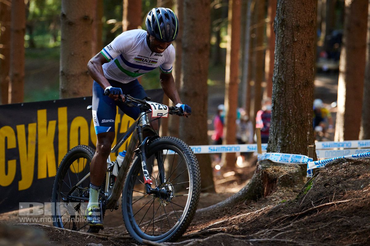Nove Mesto 2020 XCO domingo. Hombres. Fotos Frabanvisuals  (26)