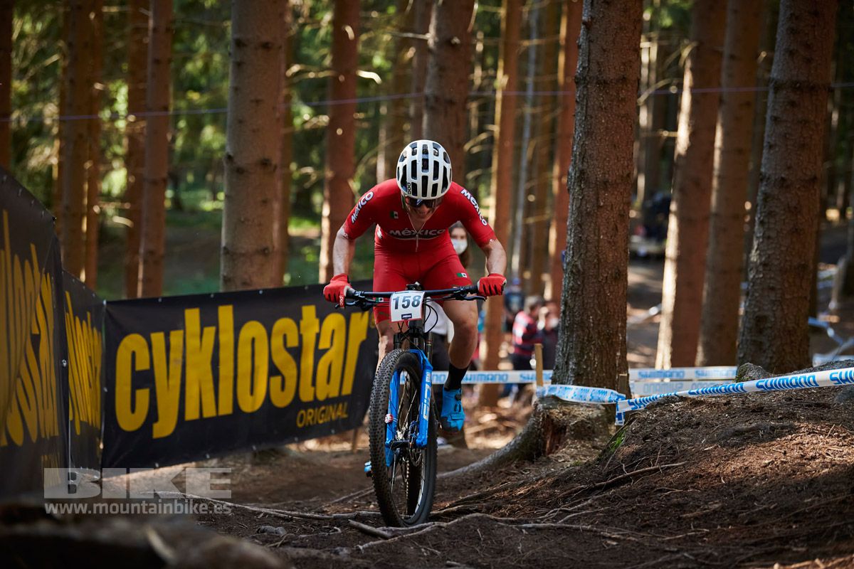 Nove Mesto 2020 XCO domingo. Hombres. Fotos Frabanvisuals  (27)