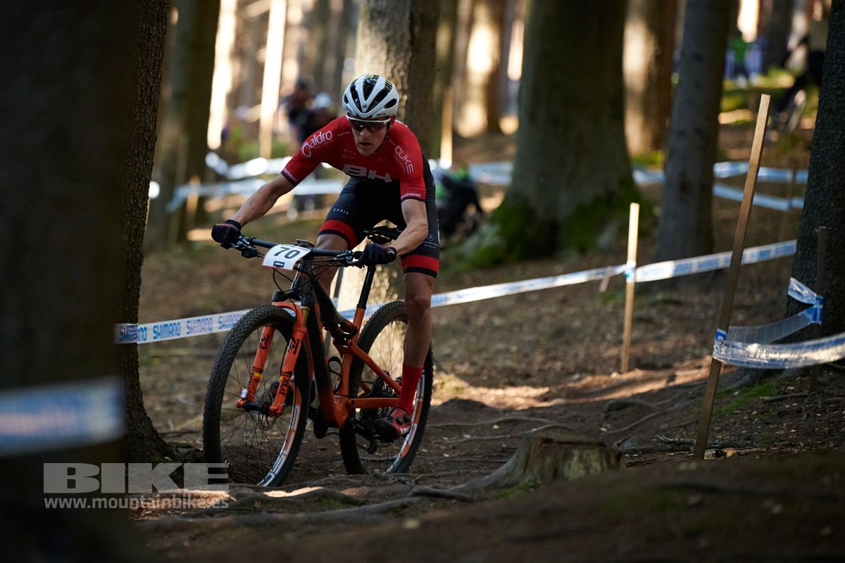 Nove Mesto 2020 XCO domingo. Hombres. Fotos Frabanvisuals  (36)