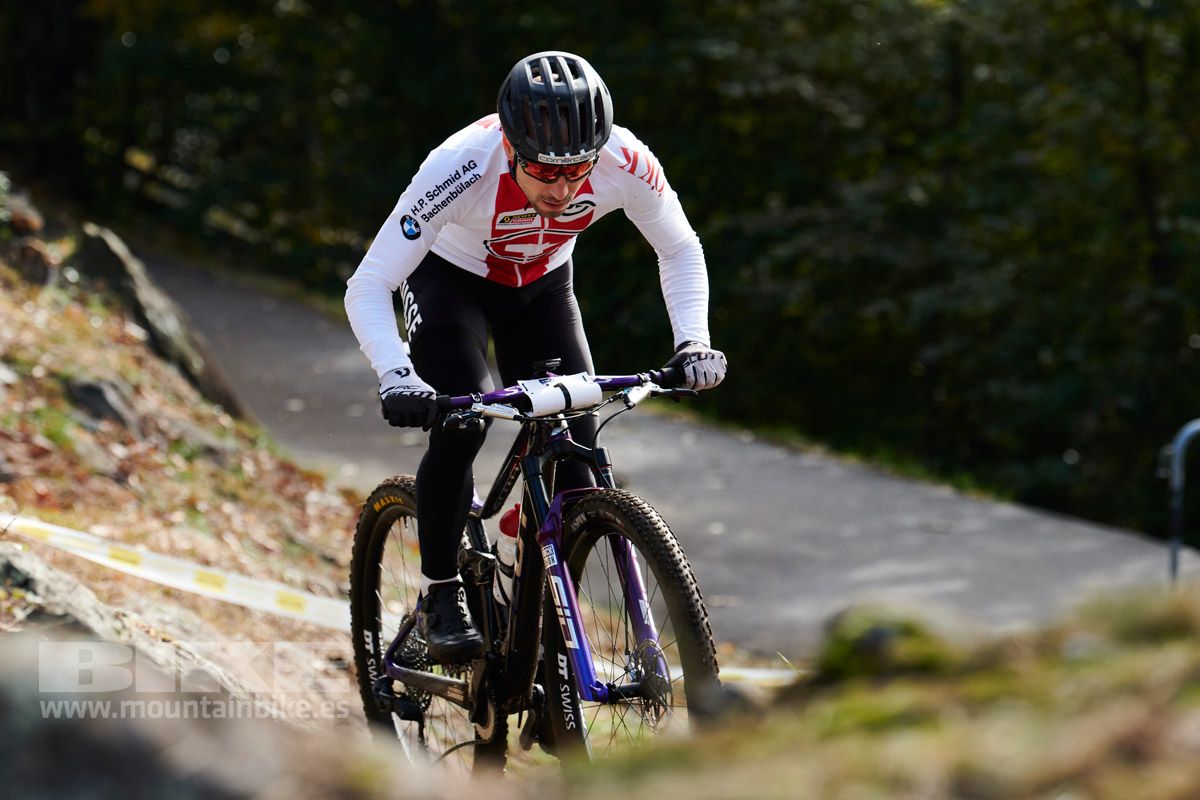 Campeonato de Europa Monte tamaro 2020. Entrenamientos y XC Eliminator. Fotos @frabanvisuals (2)
