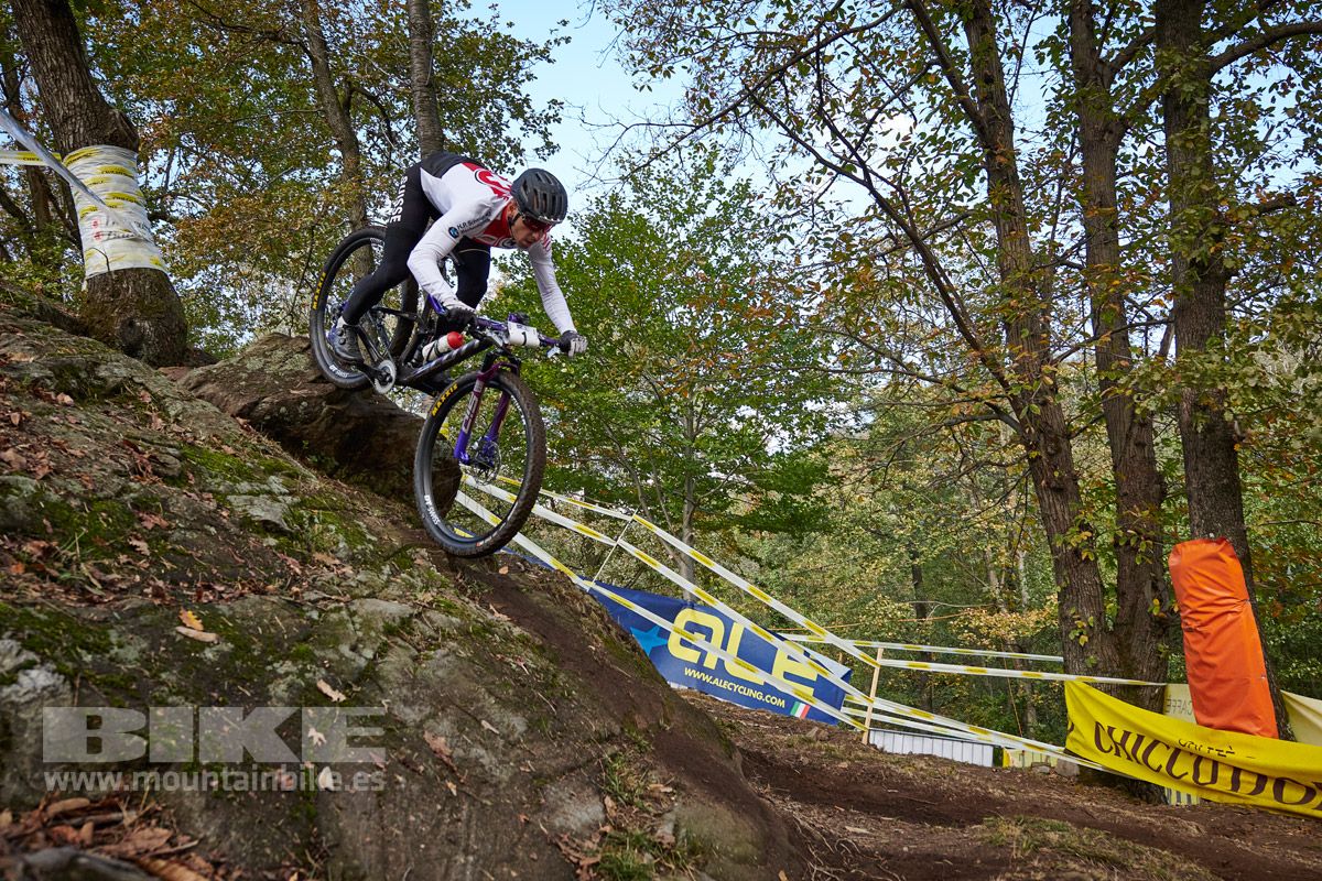 Campeonato de Europa Monte tamaro 2020. Entrenamientos y XC Eliminator. Fotos @frabanvisuals (28)