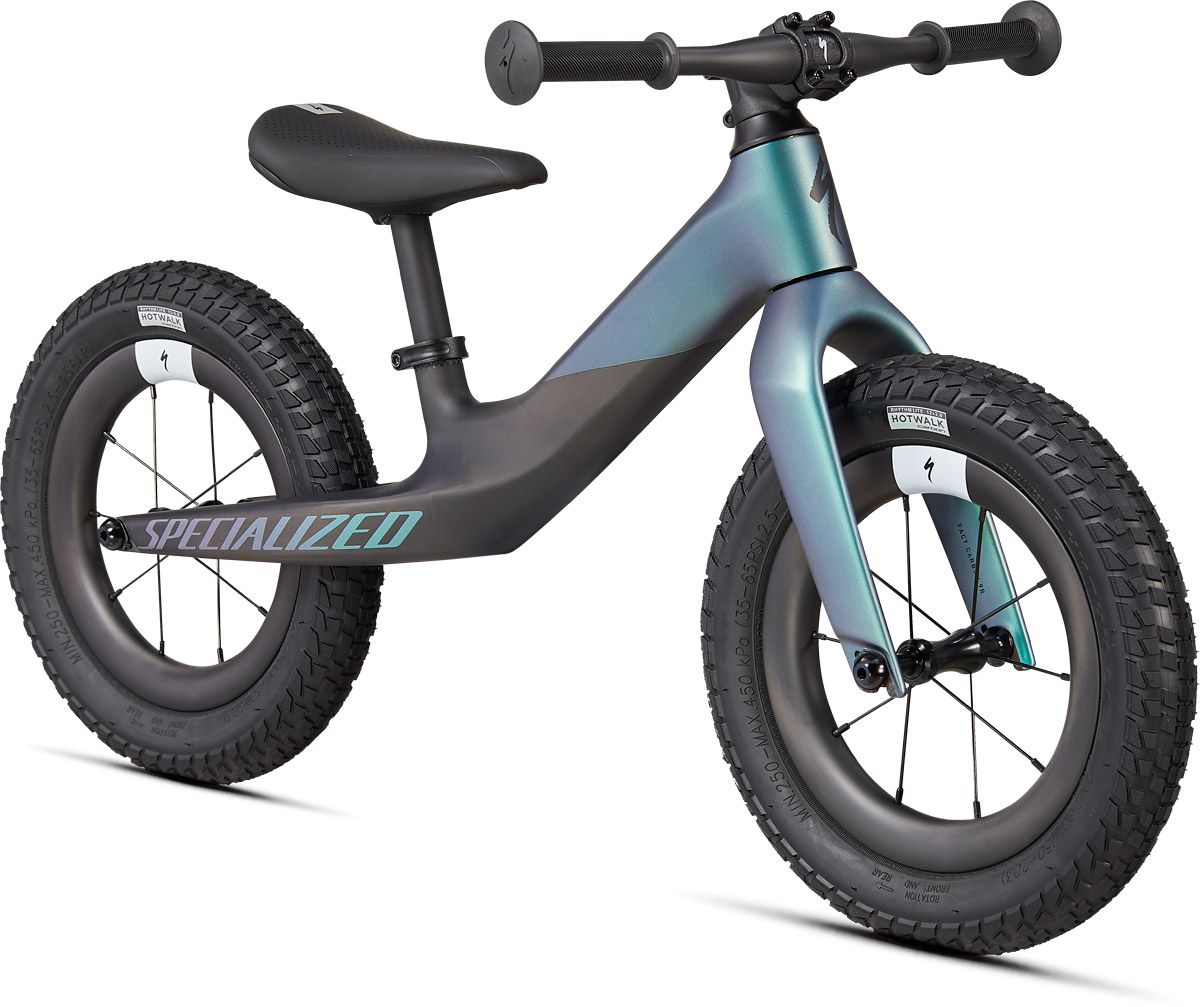 Hotwalk Carbon. El pepino de Specialized para niños (6)