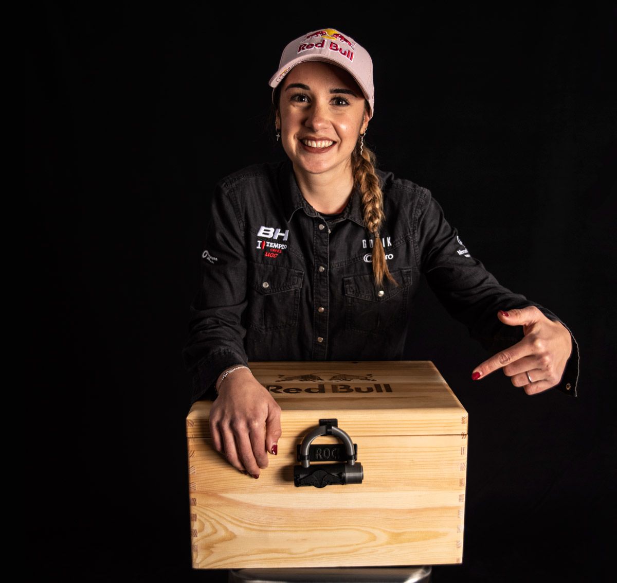 Rocío del Alba ficha por Red Bull detalle 23