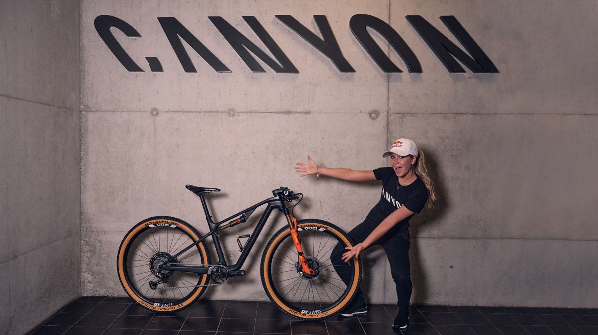 Emily Batty ficha por Canyon detalle 3 Emily Batty ficha por Canyon detalle 3