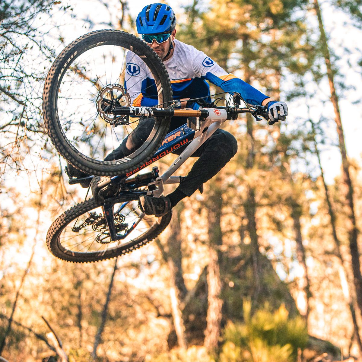 Mondraker MIND.Máximo control sobre tus suspensionesaccion 2 Mondraker MIND.Máximo control sobre tus suspensionesaccion 2