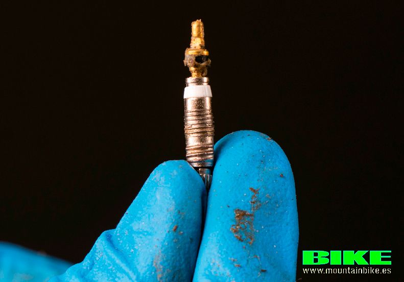 Tu Tubeless pierde aire   mantenimiento (3)