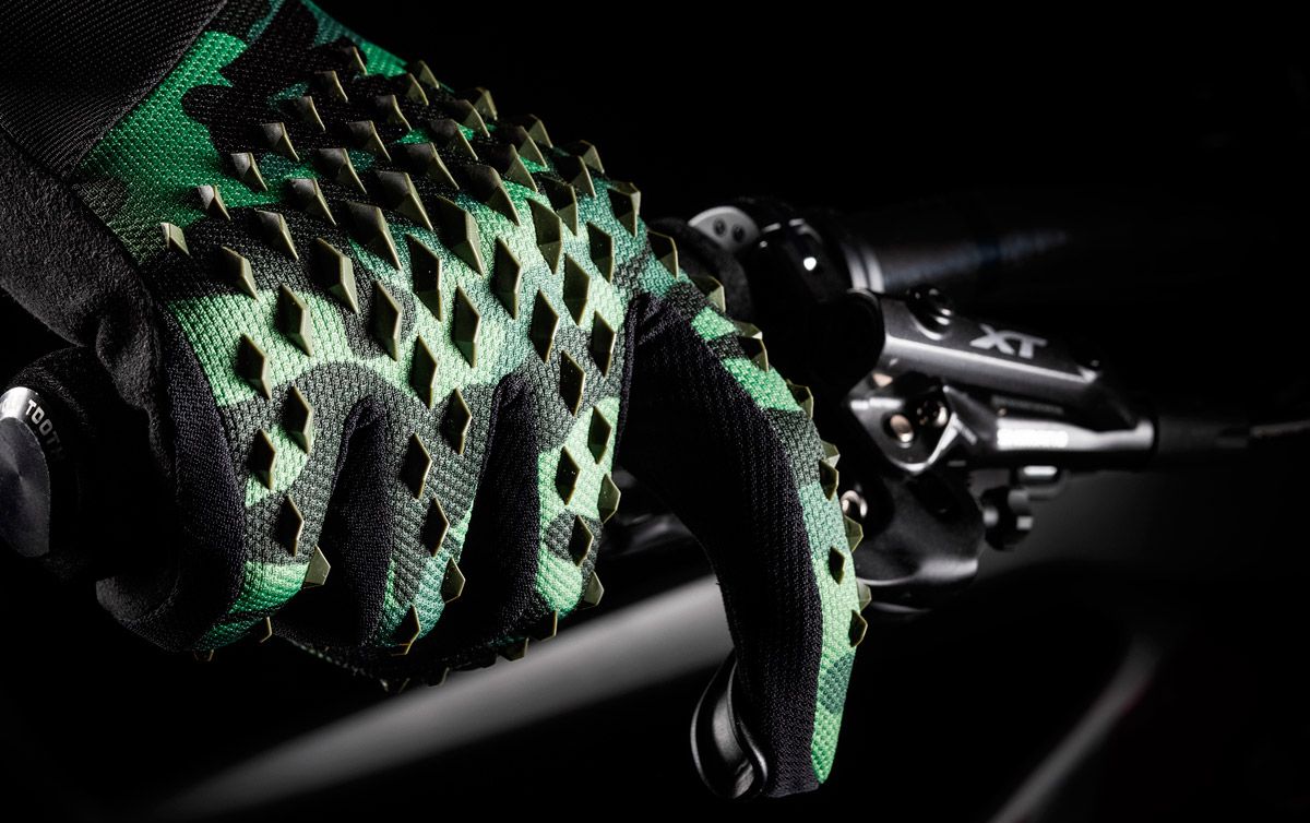 bluegrass prizma 3d gravity gloves silicone print bluegrass prizma 3d gravity gloves silicone print
