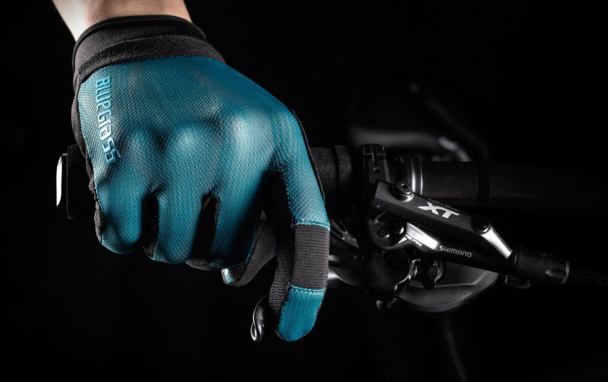 bluegrass react gravity gloves flexible knuckles zone bluegrass react gravity gloves flexible knuckles zone