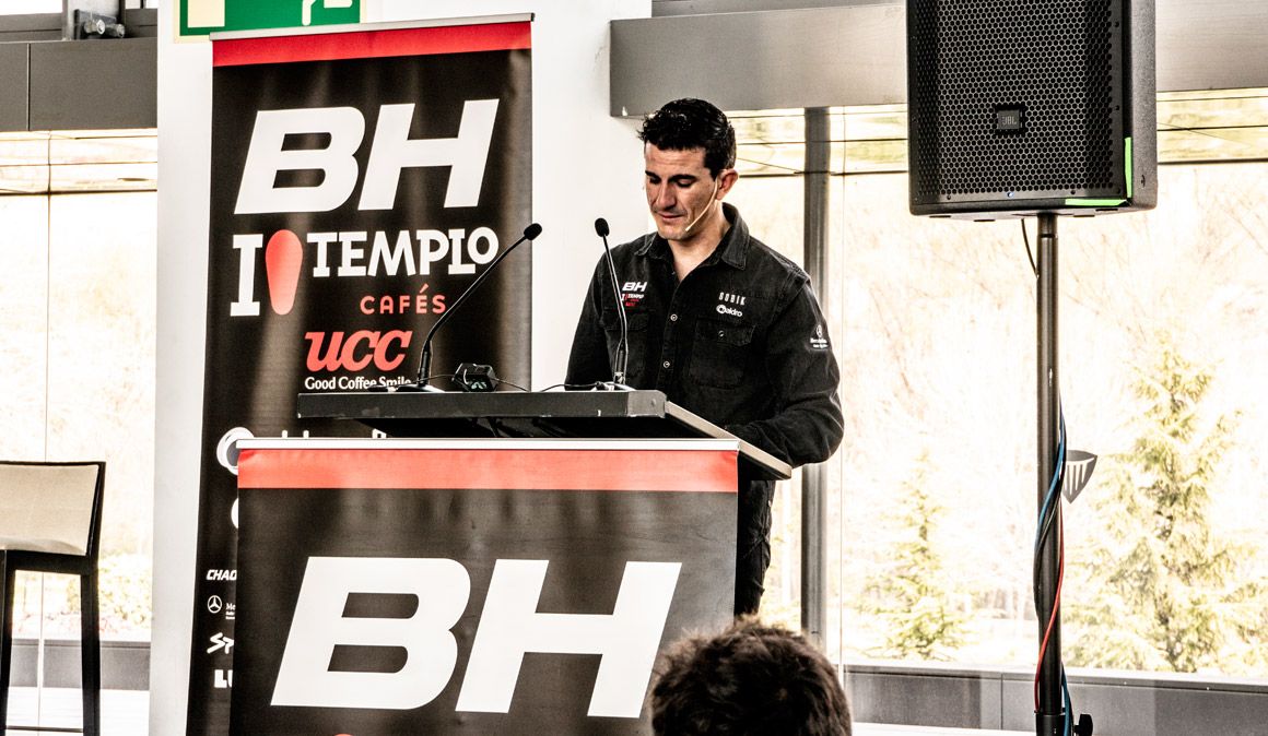 Carlos Coloma anuncia su retirada de la competión 5 Carlos Coloma anuncia su retirada de la competión 5