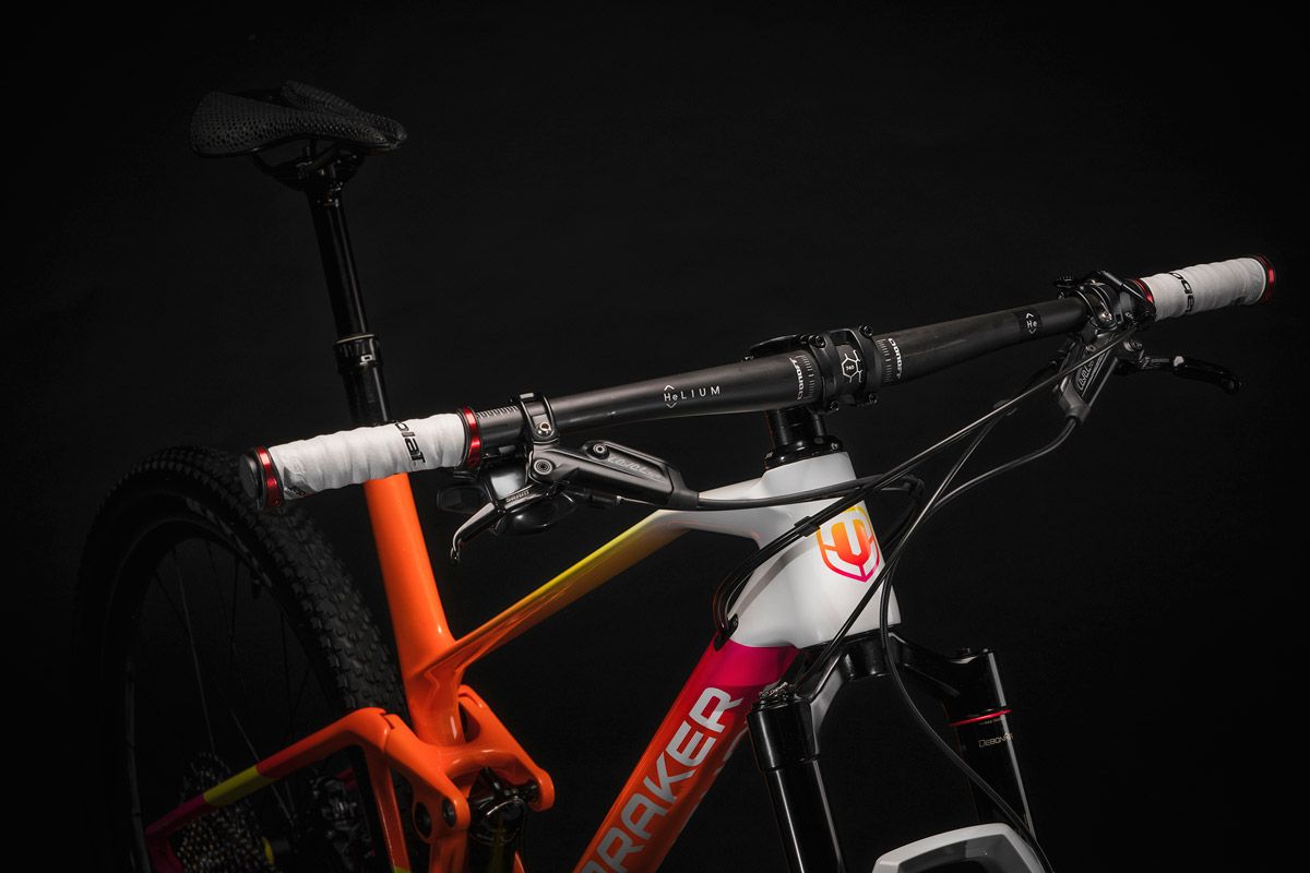 Así es la Mondraker F Podium personalizada de Rafa Nadal (11)