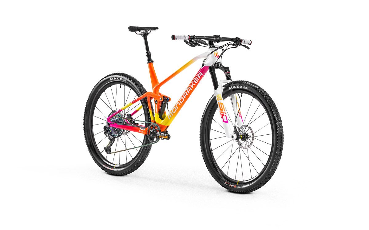 Así es la Mondraker F Podium personalizada de Rafa Nadal (30)