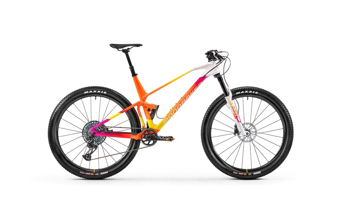 Así es la Mondraker F Podium personalizada de Rafa Nadal (31)