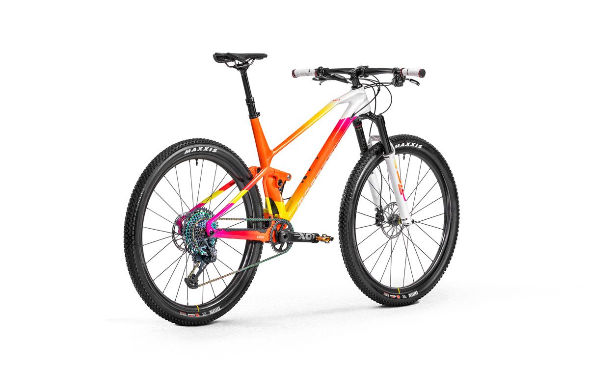 Así es la Mondraker F Podium personalizada de Rafa Nadal (32)