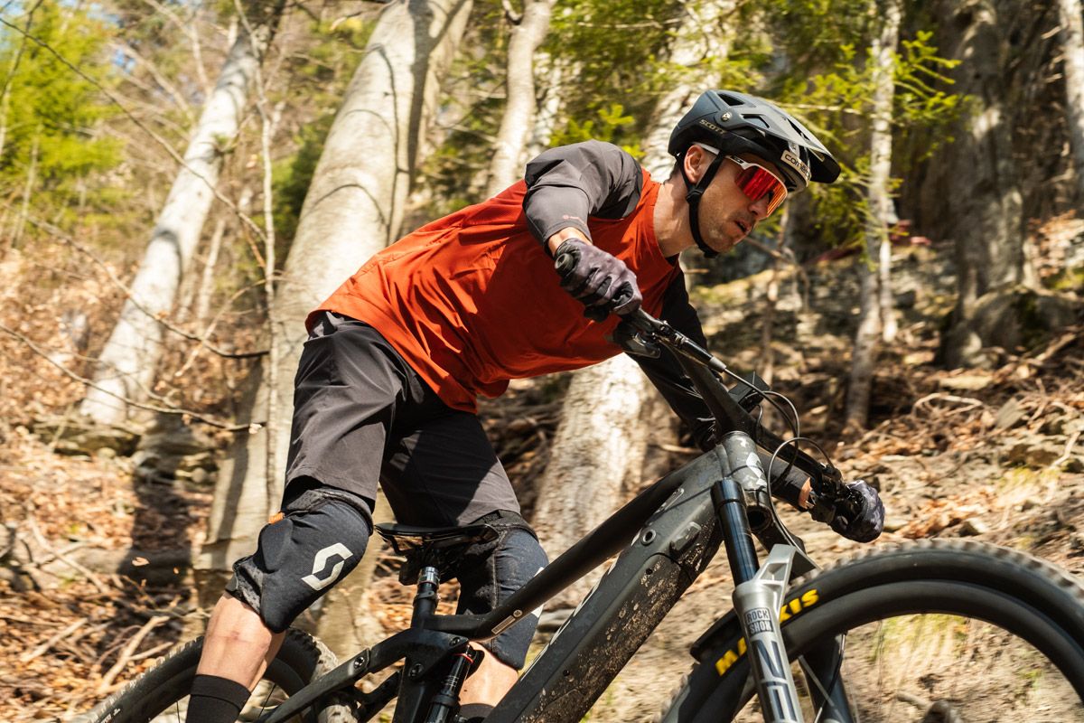 Cuando Nino Schurter estrenó la Ransom eRIDE (10)