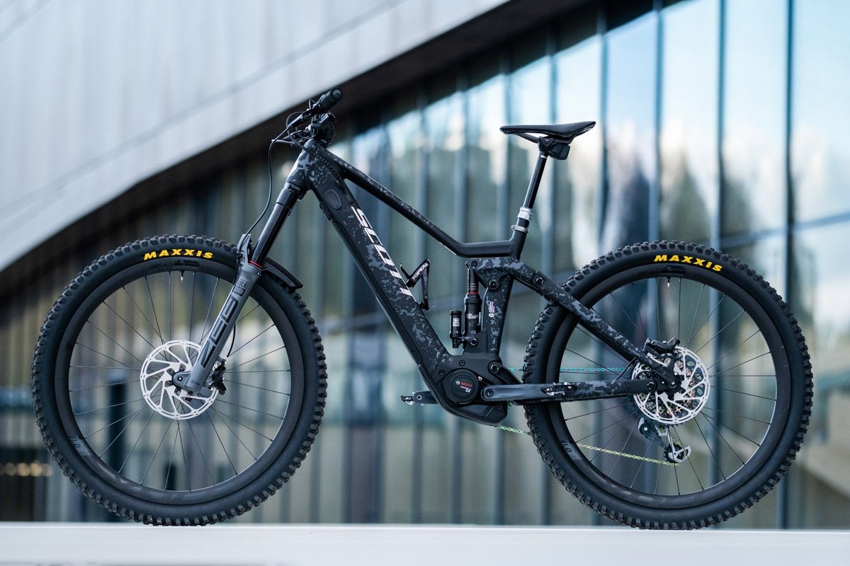 Cuando Nino Schurter estrenó la Ransom eRIDE (36)
