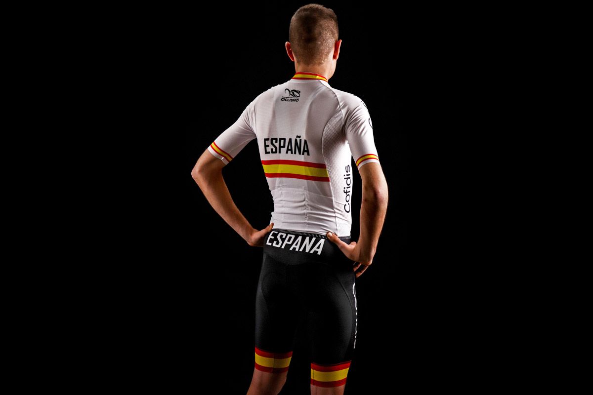 La Selección Española estrena nueva equipación (7)