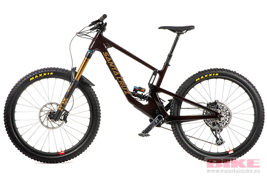 Estudio Santa Cruz Nomad (4)