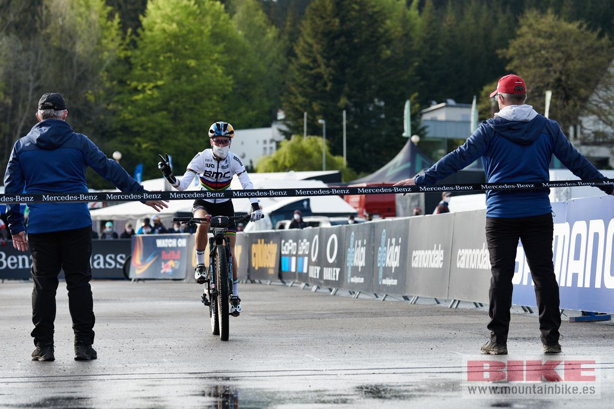 Copa del Mundo Nove Mesto 2021. Short Track. Fotos Frabanvisuals (1)
