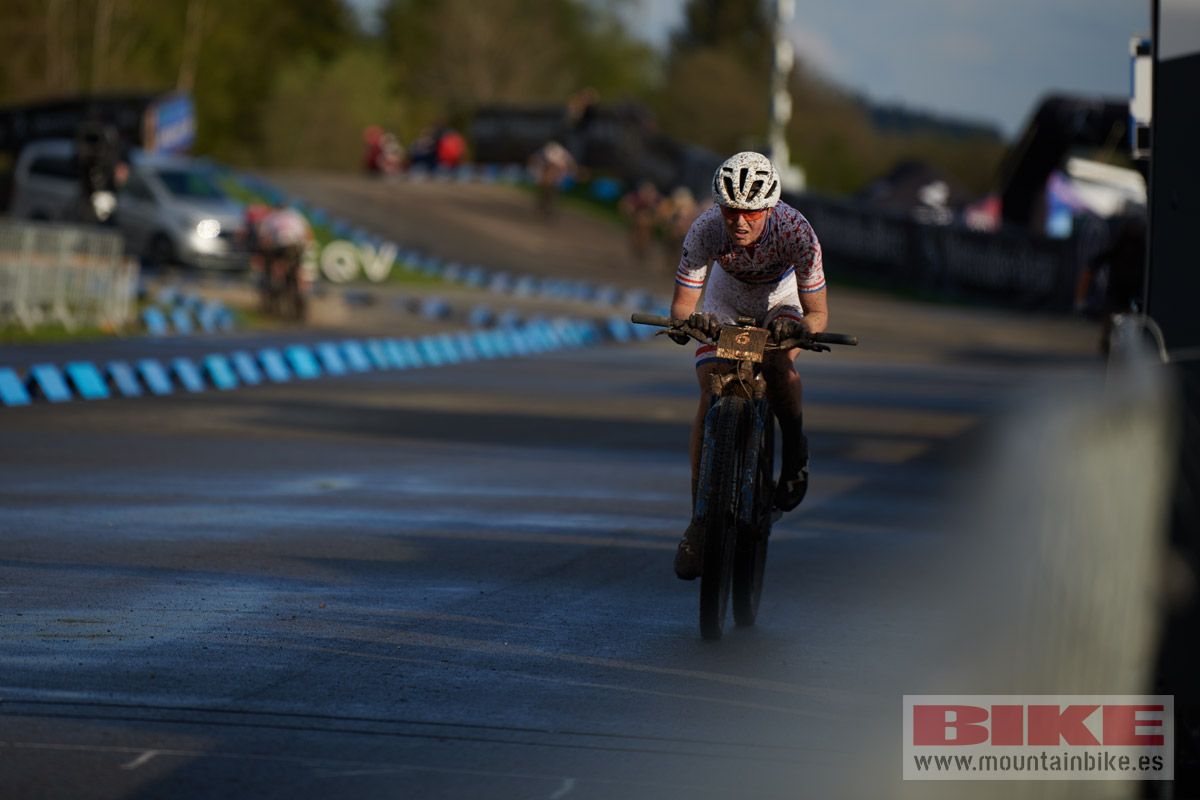 Copa del Mundo Nove Mesto 2021. Short Track. Fotos Frabanvisuals (9)