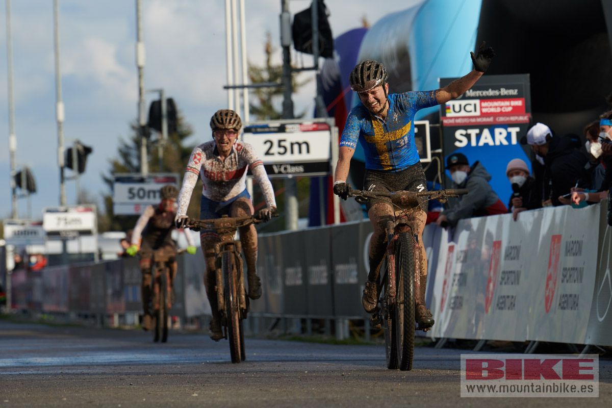 Copa del Mundo Nove Mesto 2021. Short Track. Fotos Frabanvisuals (16)
