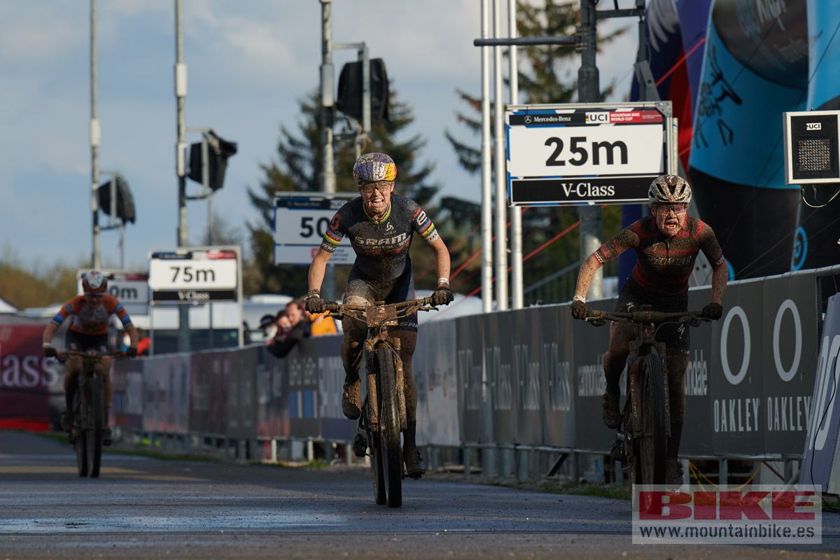 Copa del Mundo Nove Mesto 2021. Short Track. Fotos Frabanvisuals (17)